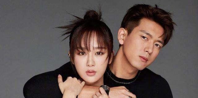 李现晒与杨紫陈立农的合影,杨紫吐槽李现合照动作,李现机智应答_观众