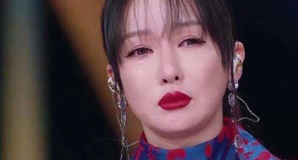 从爆红到消失,实力歌手萨顶顶,怎么就成到被金星,丁太升怒怼_万物