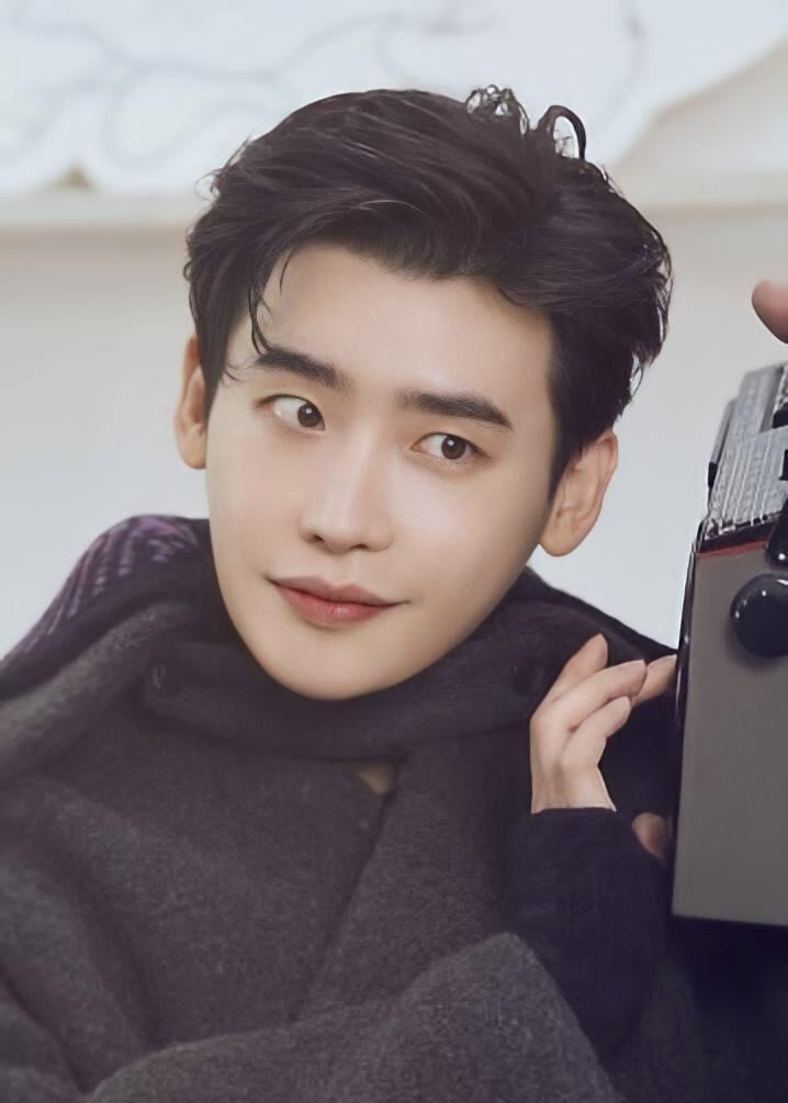 李钟硕退伍后第一部电视剧将合作二代颜巅林允儿,非常期待了_观众们