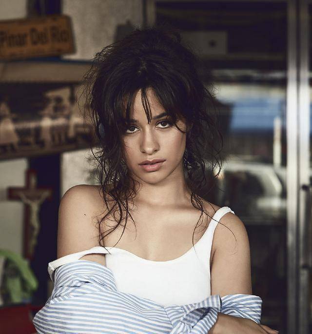 就连男神比伯也为她宣传新歌_havana_全球_人生