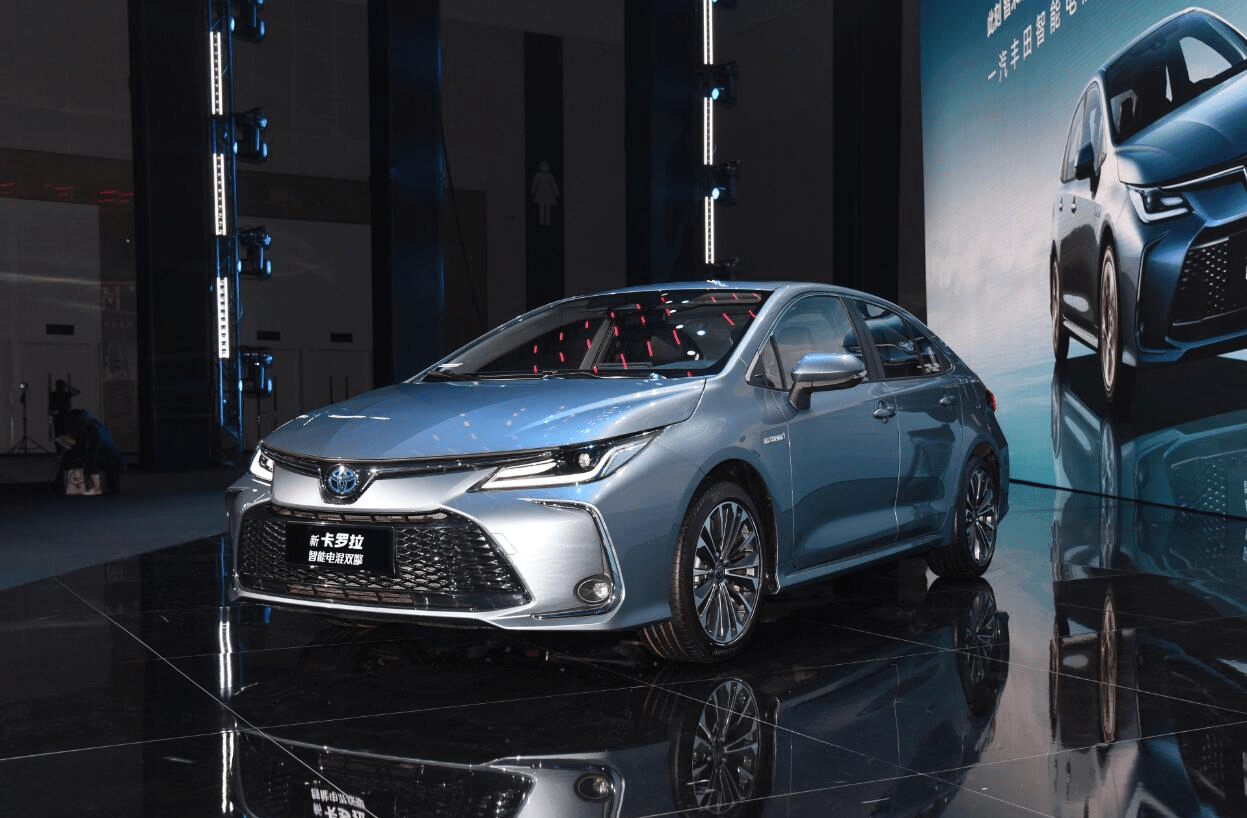 还敢减配是需要勇气的,新款一汽丰田卡罗拉上市售11.