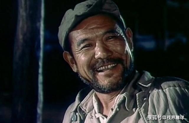 在这个饱经沧桑的老红军弥留之际,他仿佛看到了这群孩子长大后的面孔