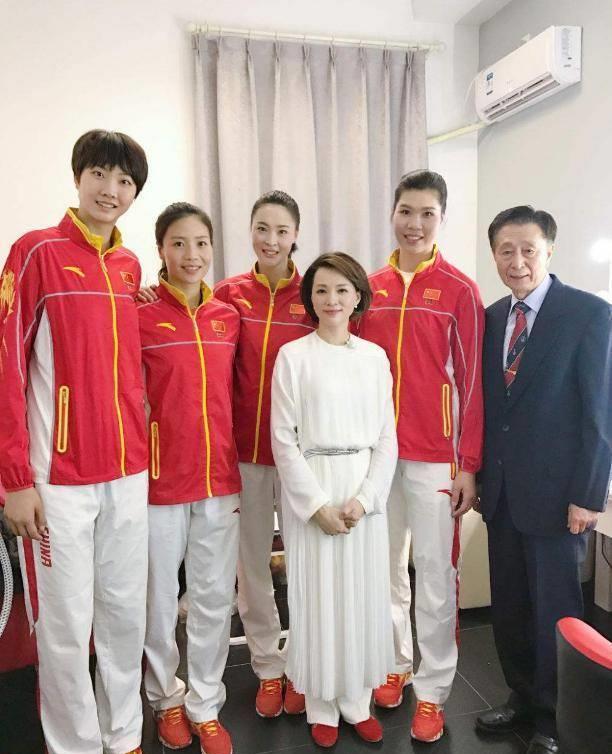 1米85不够看,凤凰传奇像小矮人,朱婷小鸟依人_身高_袁心玥_姚明