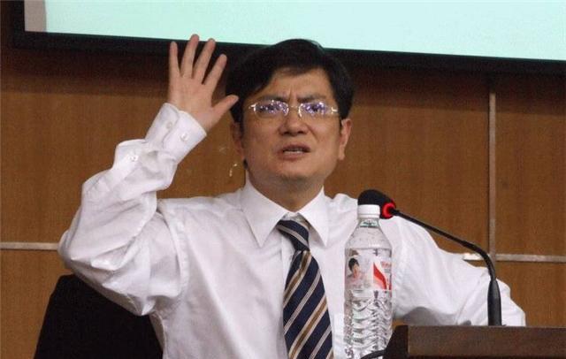 从中国学霸解码北斗到方方日记送西方,郑强教授点评见