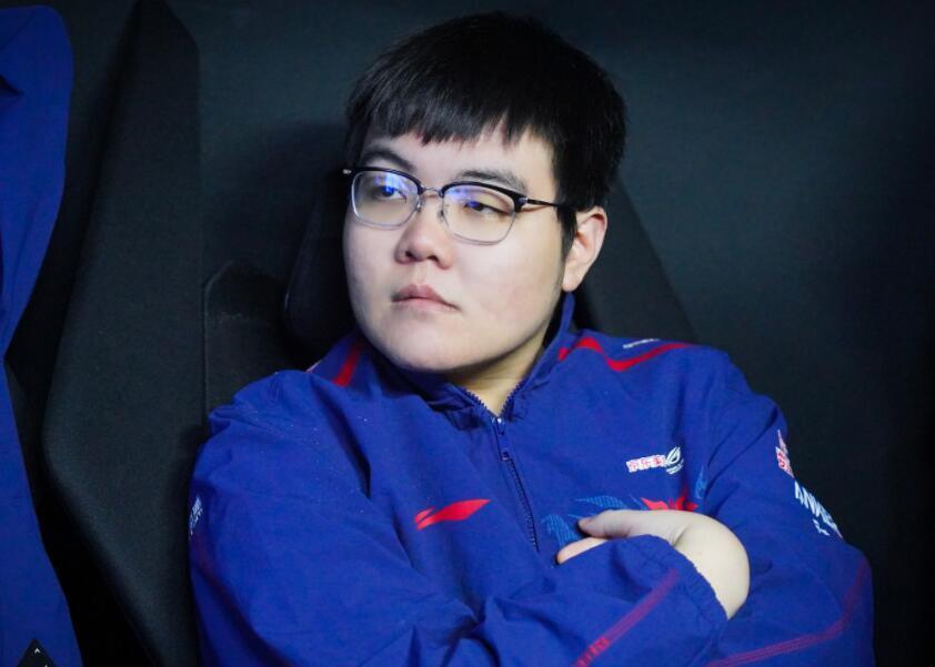 山鸡亮标事件后仍不悔改,在jdg比赛中,和369一起亮弱爆_节奏_图标