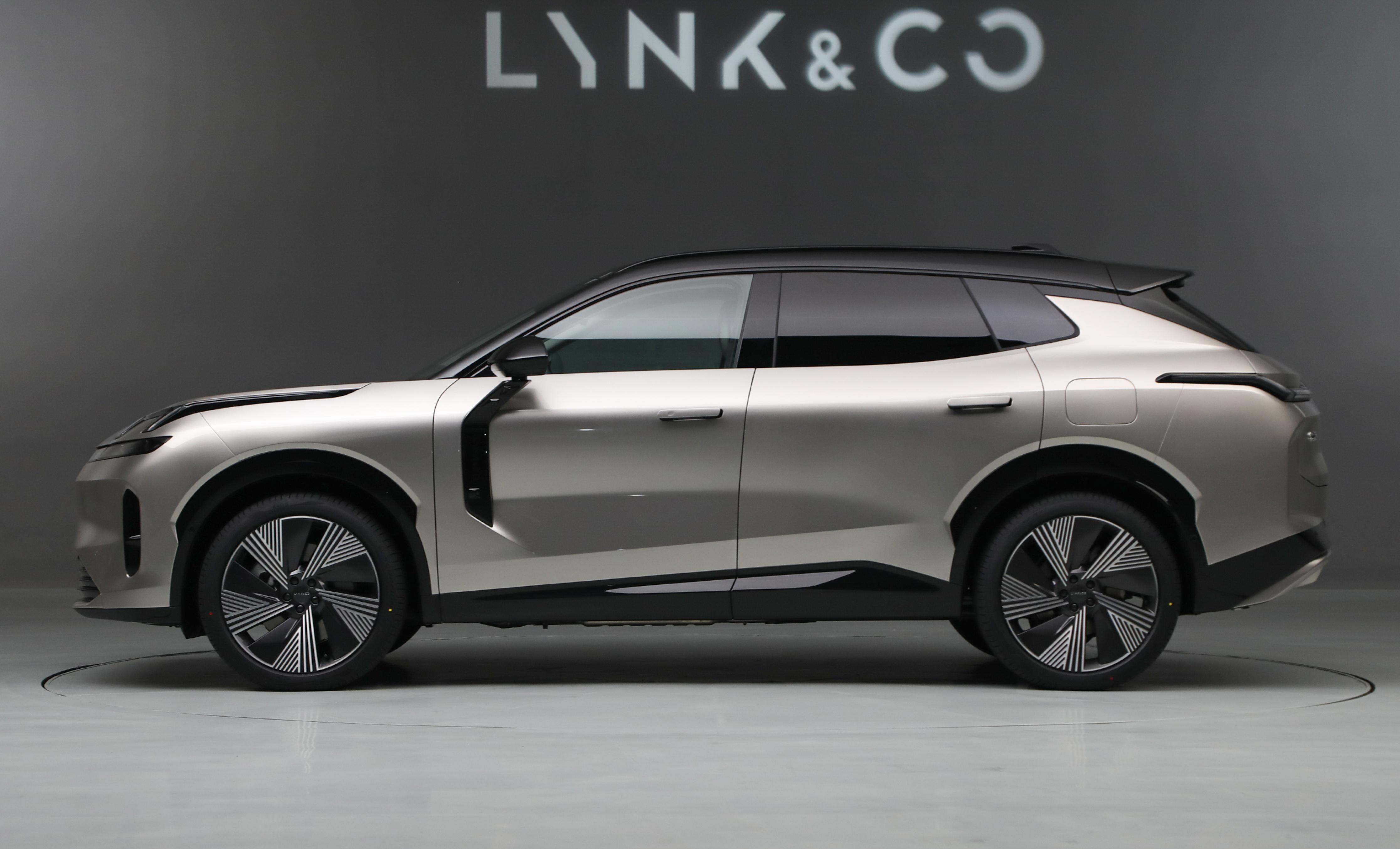 纯电续航超200km,支持三电机四驱,领克08计划10月上市_搜狐汽车_搜狐