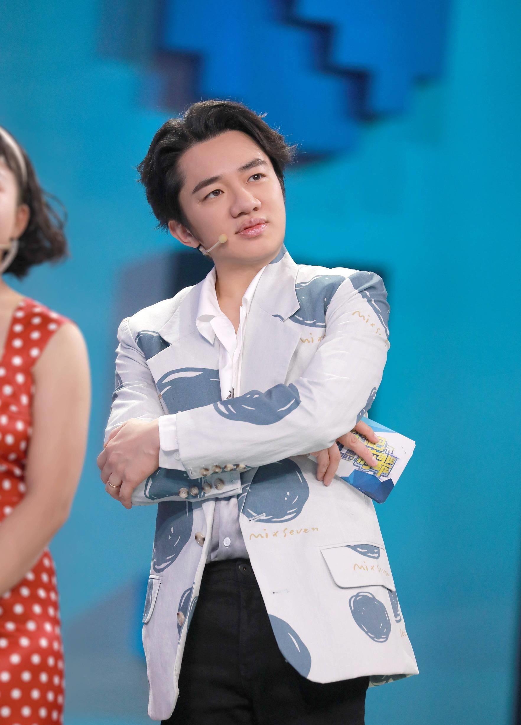 王祖蓝蹭饭不成怒怼素人,白鹿冰箱放碗遭群嘲_袁雨萱_刘芸_什么