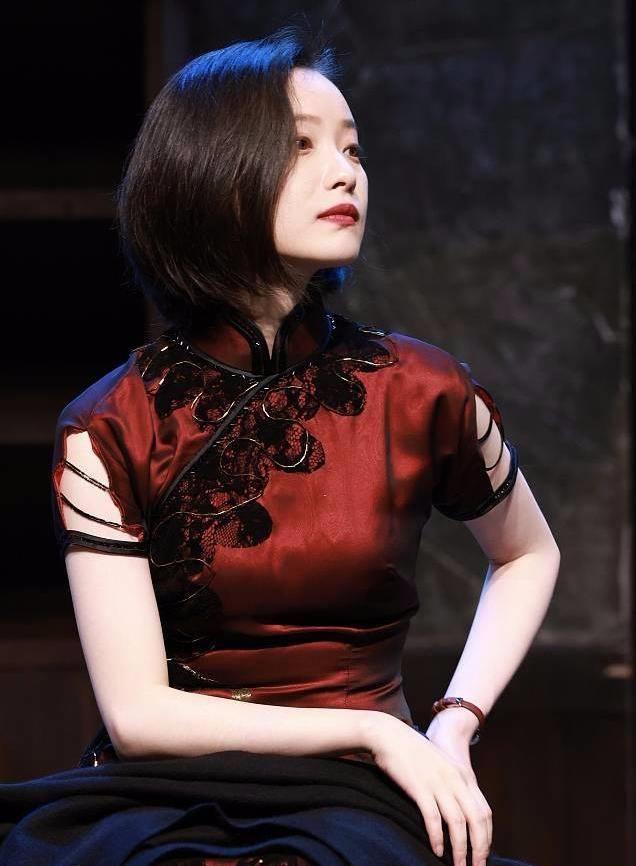 倪妮出生于江苏南京,毕业于中国传媒大学南广学院,中国内地女演员.