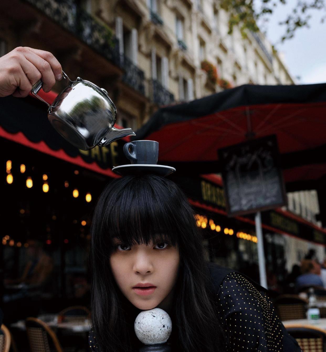 欧阳娜娜齐刘海大片,这样的娜宝你们爱上了吗?_少女_造型_西装