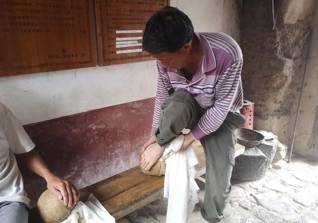 「今日爆笑大集合」腹肌马甲线vs白白胖胖充满希望_许昕_选手_什么