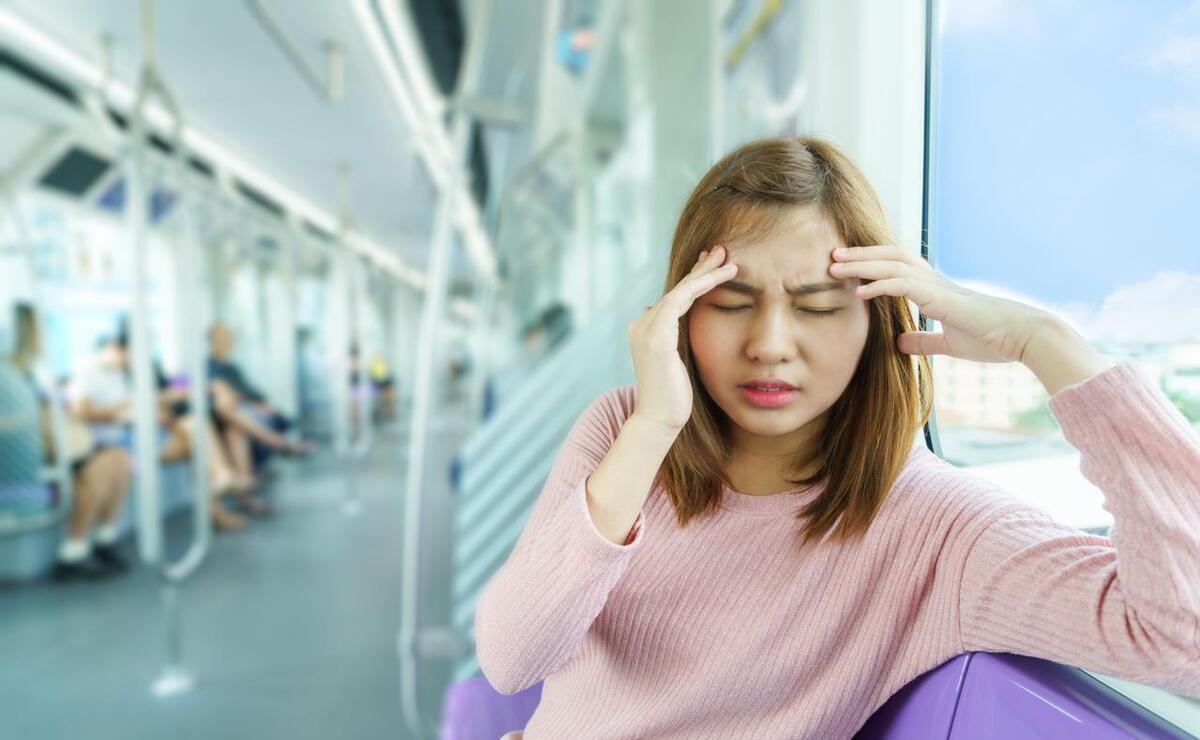该如何克服晕车?_身体_神经系统_座位