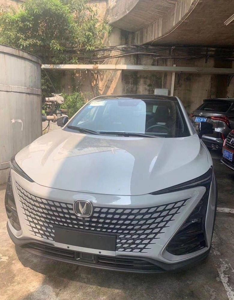 长安uni-t再次现身,水泥灰质感不俗,配隐藏式门把手 l3自动驾驶_搜狐