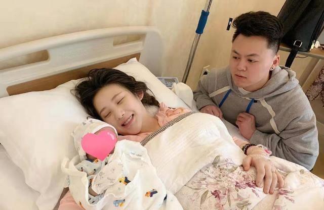 奇葩说马剑越宣布产子,未婚先孕受父亲阻拦,张杰真是好老公?