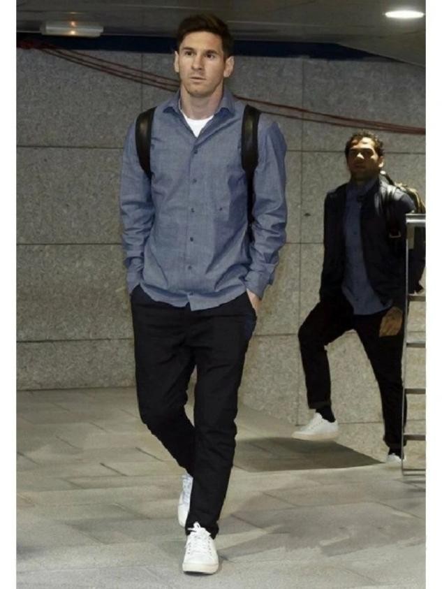 球王梅西的"时尚帝国",上百件球衣件件经典,一件拍卖180万_合作_的