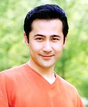 《梦中的那片海》张皓越:因"汪若海"出圈,成京爷专业户的他是宠妻狂魔