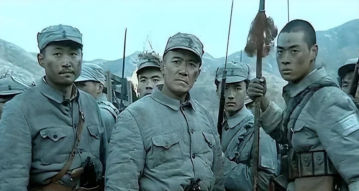军队中政委和司令员，哪一位权力更大？“政委”属于什么职务？