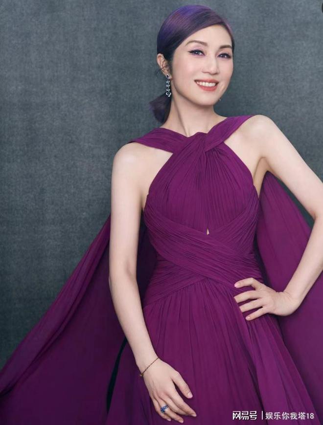 有一种颜色,非杨千嬅不可_紫色_饺子_男子