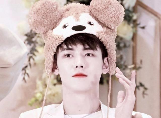 任豪被锤后,r1se又一成员恋情被曝出,来转移热度吗_夏之光_时候_团体