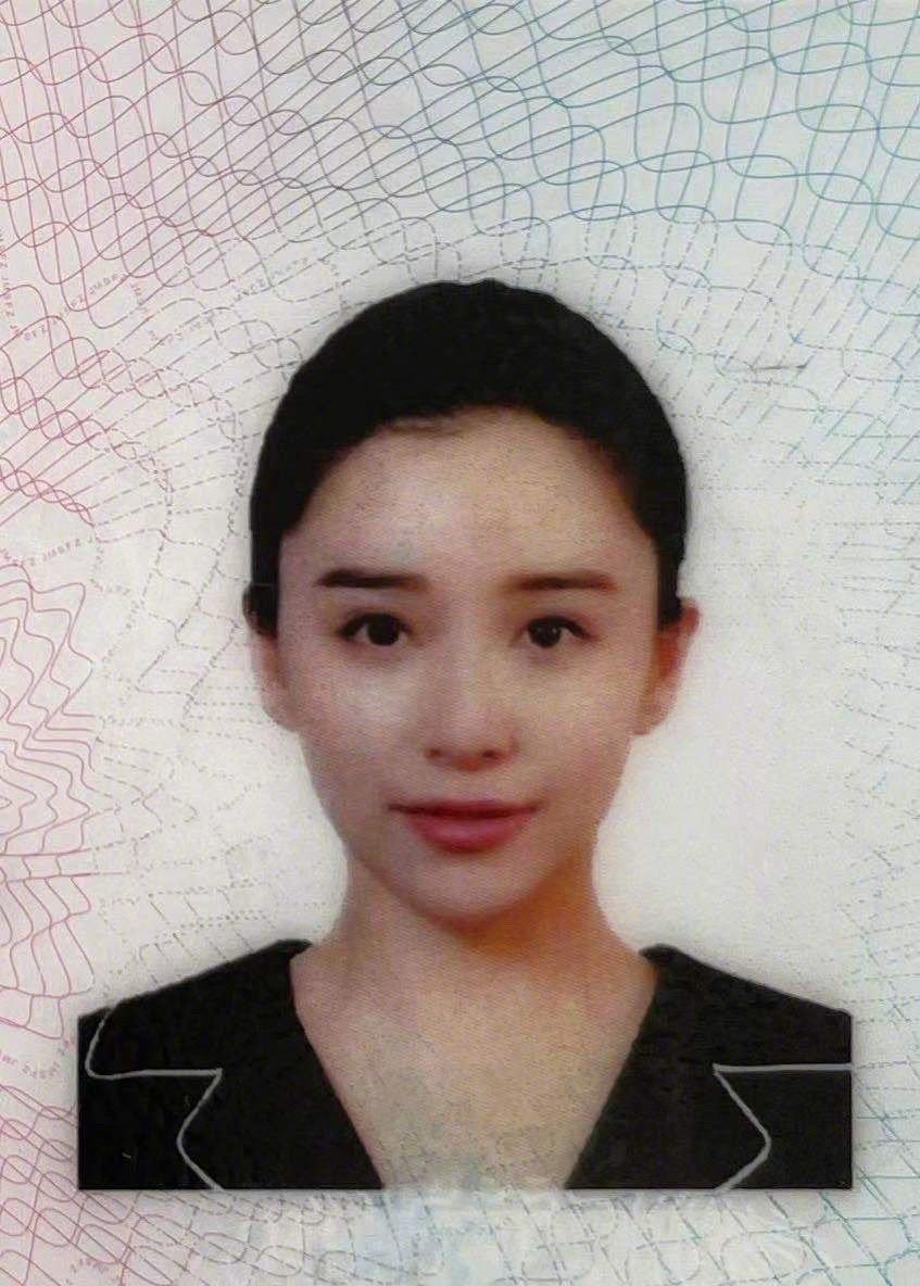 阚清子晒身份证向尚雯婕玲花自我介绍,阚清子也是一股清流了_样子