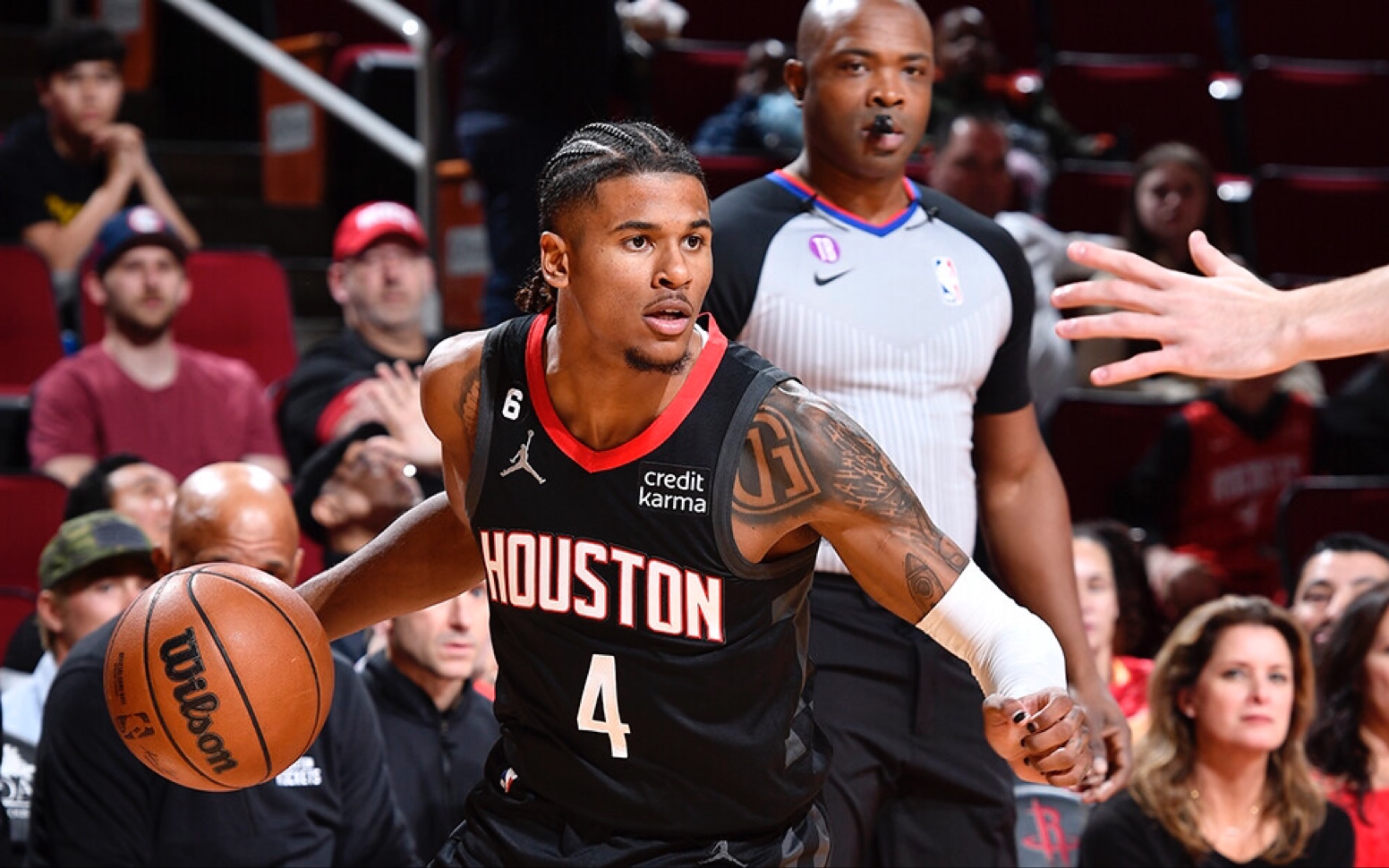 火箭老大位置虚悬,三人展开队内竞争,基石球员归属已有答案_格林_1