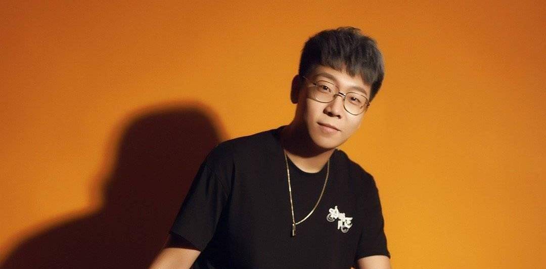 德云社王筱阁投入师父孔云龙怀抱,"跳槽"到了三队_徒弟_搭档_时候