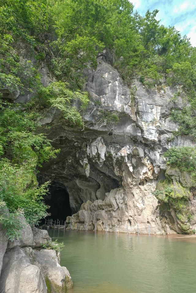 漓江冠岩风景区图片