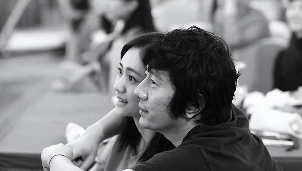 中戏校花刘芸,曾陷入聂远混乱五角恋,为何能驯服多情浪子郑钧_生活