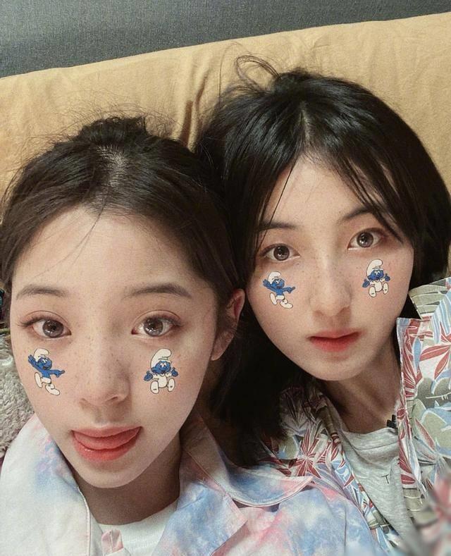 张子枫为欧阳娜娜宣传新歌,暗戳戳的互动好好嗑_关系_时候_女孩子