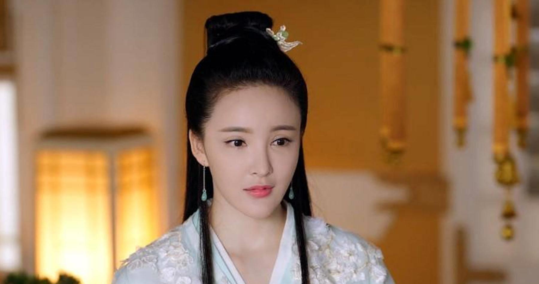 她才是"凤九"第一人选,因观众反对演了剧中女二