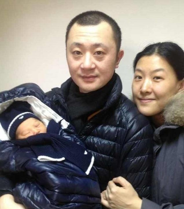 送走父亲常贵田,儿子常悦发文愿天下老爸安好,健康比什么都重要_相声