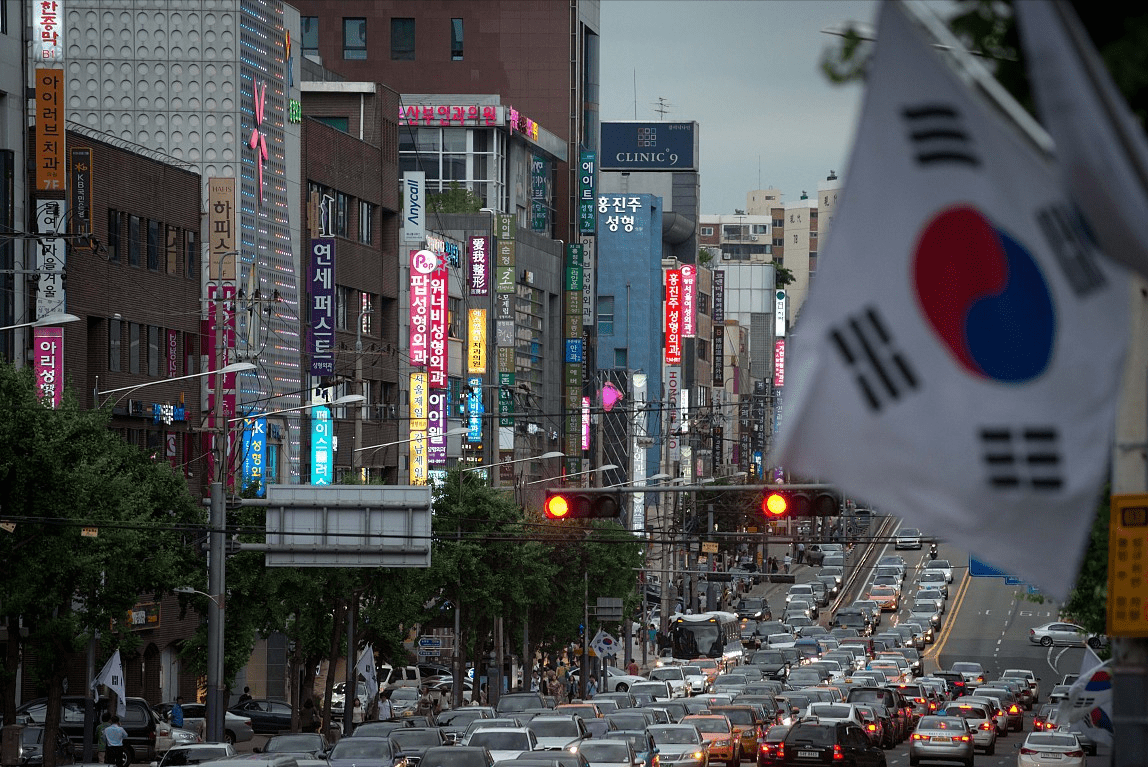 韩国楼市崩了，房价跌30%，成交量减少70%，中国楼市呢-韩国房价涨了多少倍