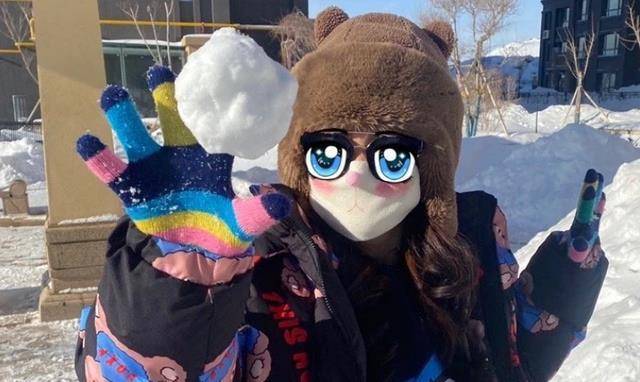 与赵本山女儿球球撞脸,网友:下次别露了_大叔_进行_袁老