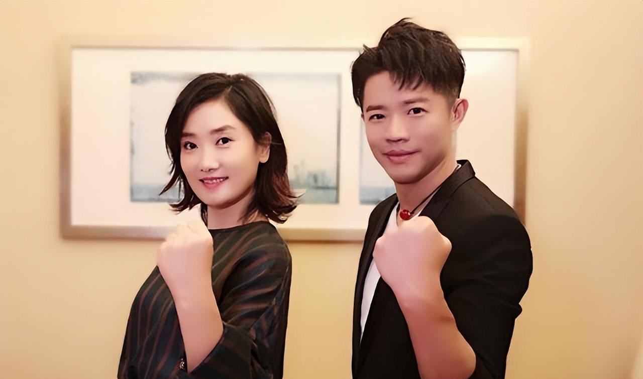 五五分账24年,再看凤凰传奇境遇,才明白玲花不傻,她真聪明_曾毅_组合