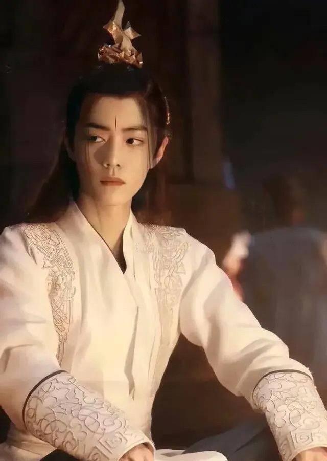 肖战穿李宁进组,《朱颜》剧组再添新人,这么多资源咖能带得动吗_金子