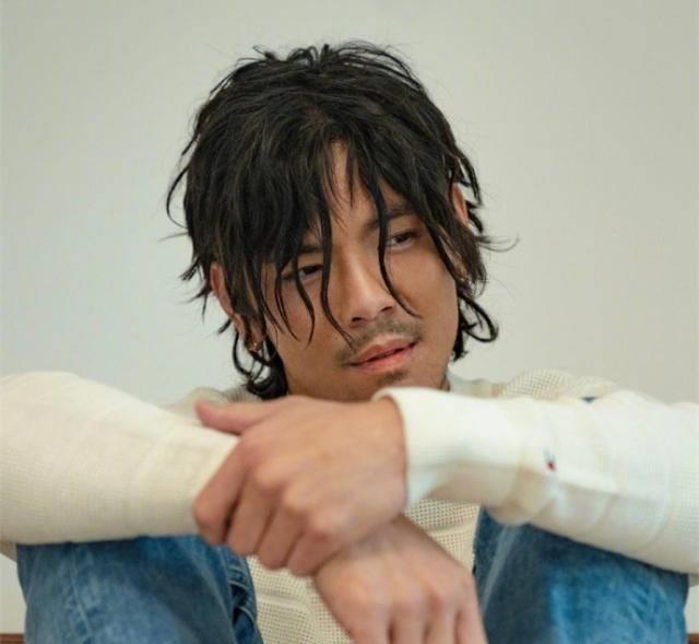 向佐造型引众议,阳光型男秒变怪蜀黍?网友:郭碧婷该后悔了!