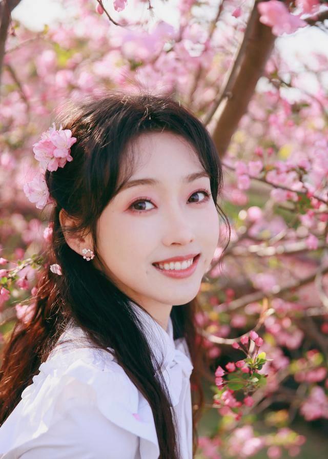 肖战合作过的这2位女演员宣璐和许晴,她们有1个共同点_师姐_魏无羡