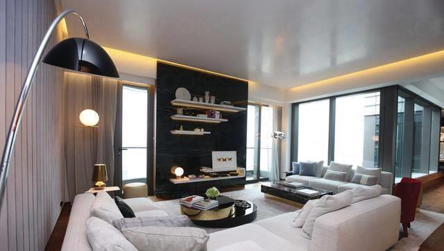 吴佩慈遇经济危机?名下两套豪宅尺租不到20元,当年以3.