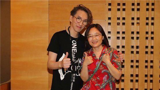 信息量有点大,林志炫的太太居然是其干妹妹,且儿子已上中学_林虹雅