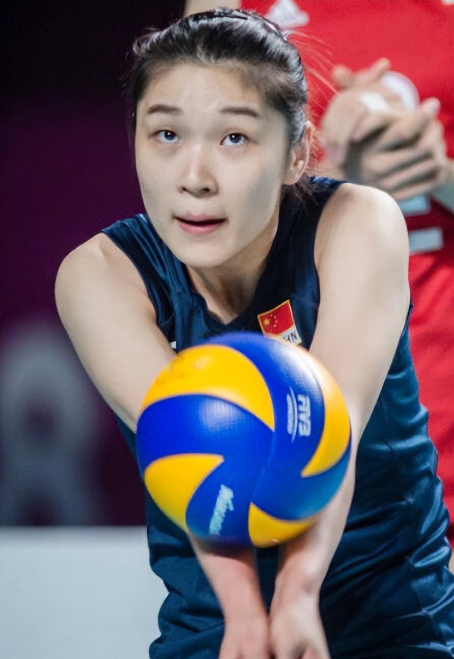 女排名将王梦洁:一路从争议中走来,渴望参加巴黎奥运会