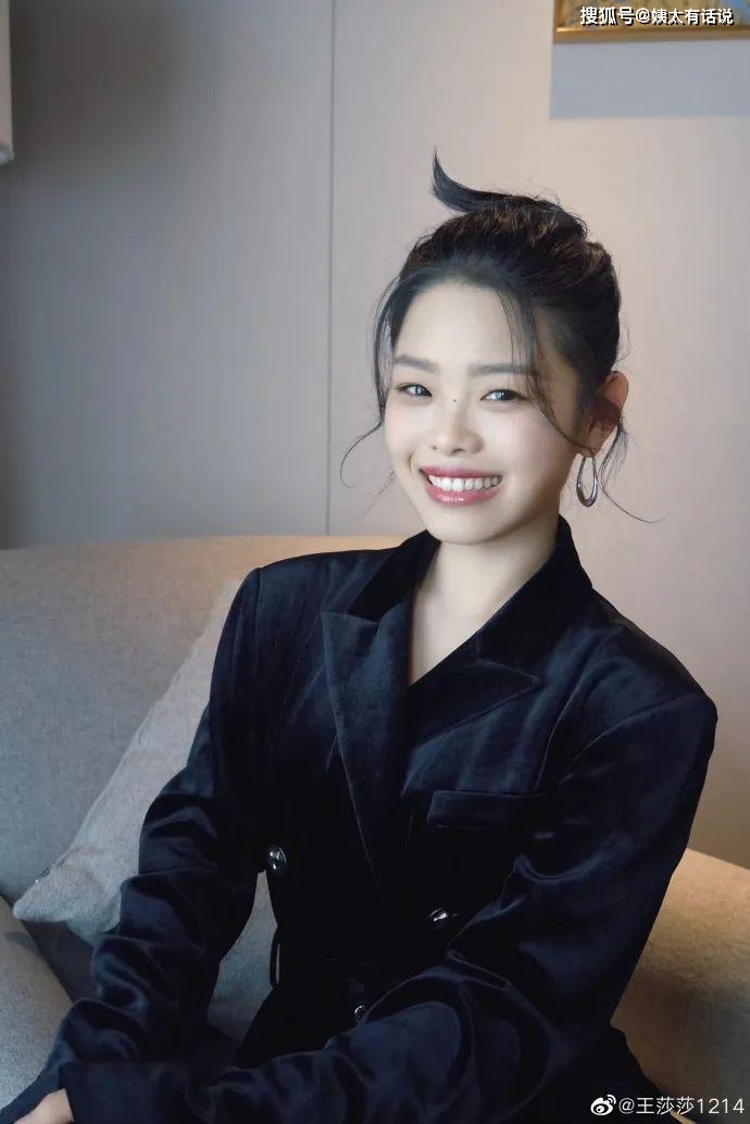 却弥补不了颜值劣势,年纪轻轻就开始演妈_王莎莎_角色_观众们