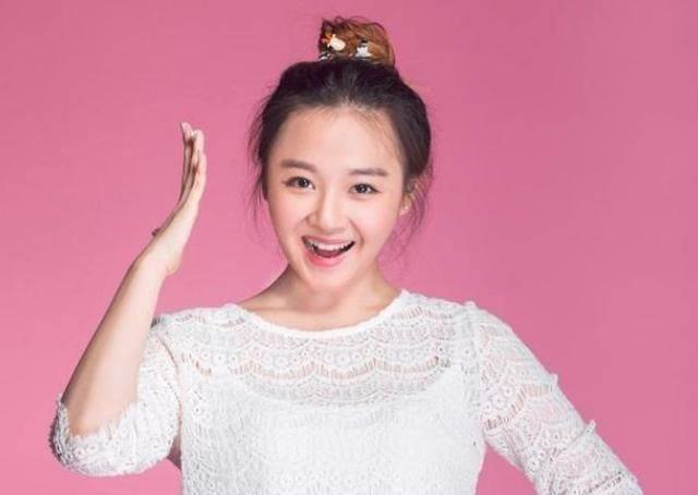 娱乐圈唯一考上"清华"的女童星,网友:当之无愧的"清华校花"_叶子_未来