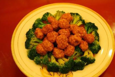 惠阳淡水酥丸,肉爽带汁,清香淡雅,既酥香松软,又鲜美浓郁!