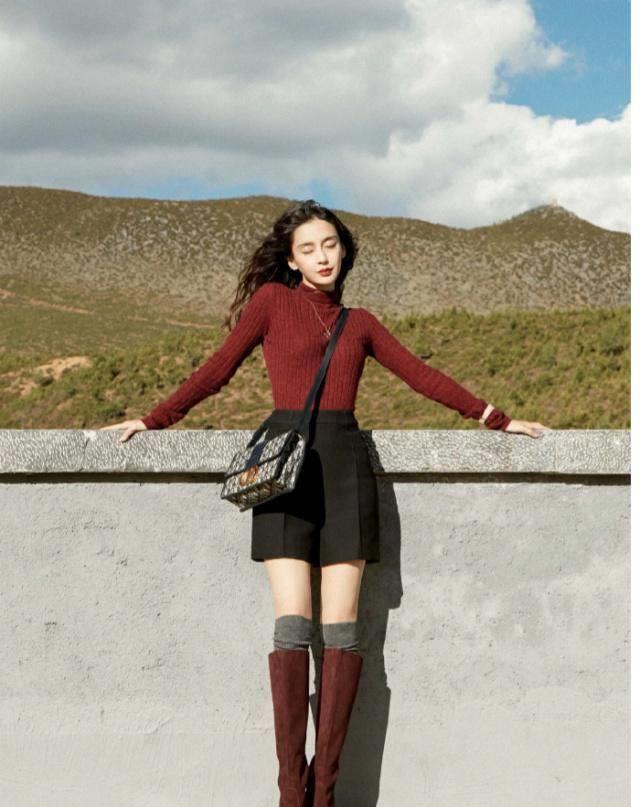 杨颖厉害了,西装短裤 长筒靴穿出大片感,网友:美出新境界!