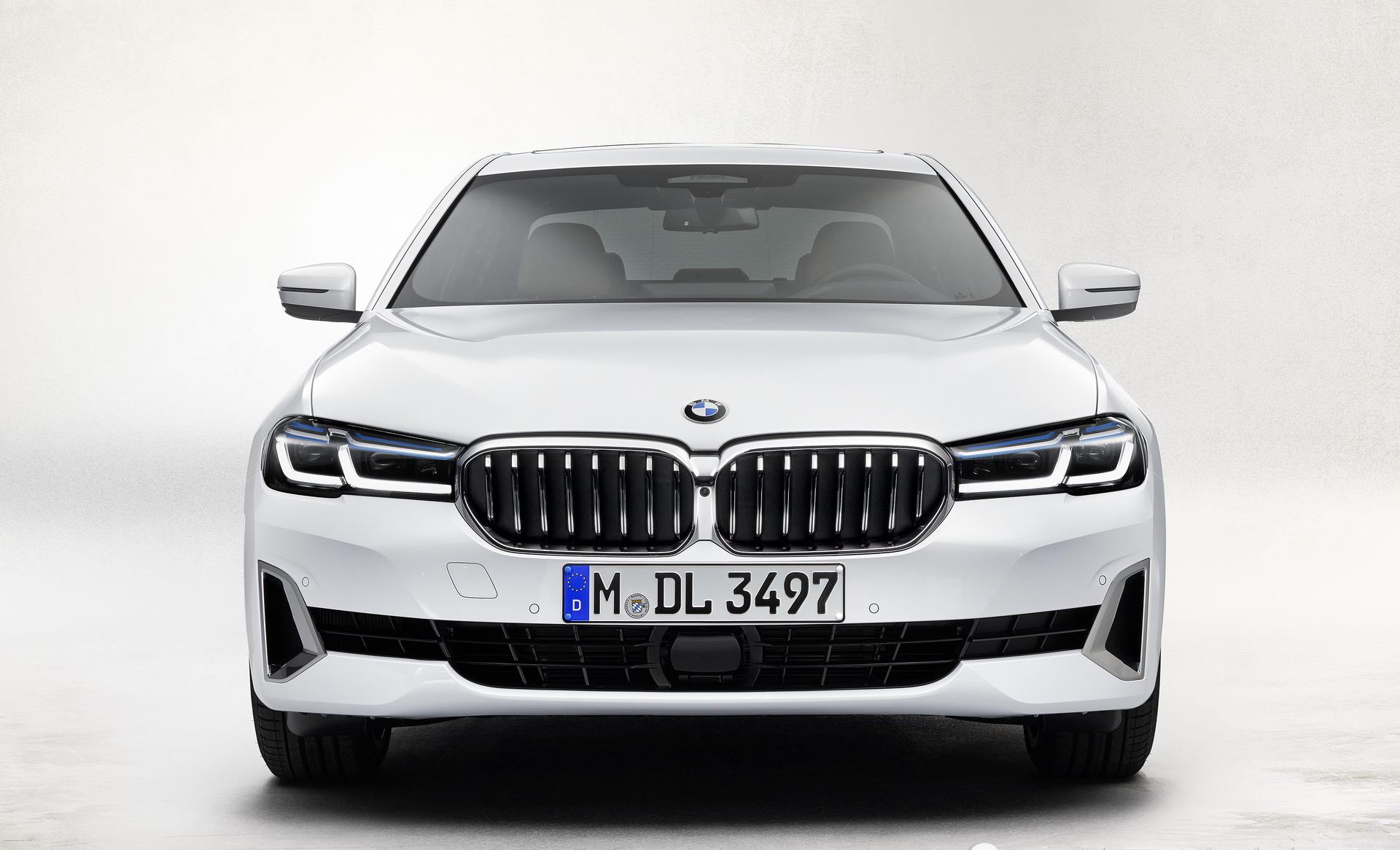 新款宝马5系官图发布,前脸更大气,有三种风格的前脸可选择_搜狐汽车