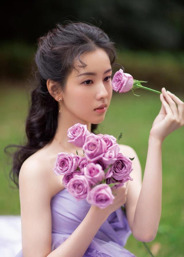 娱乐点评:肖战,鹿晗,王俊凯,张艺兴,蔡徐坤,陈都灵_公司_生活_工作