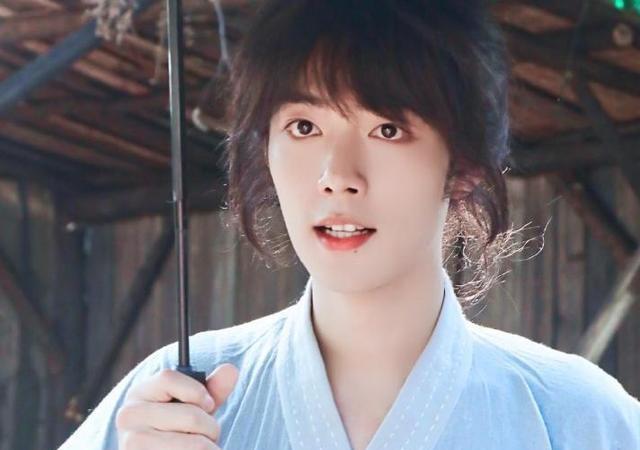 肖战在斗罗大陆对哭戏重新认识,他一直在努力做一名真正演员_演技