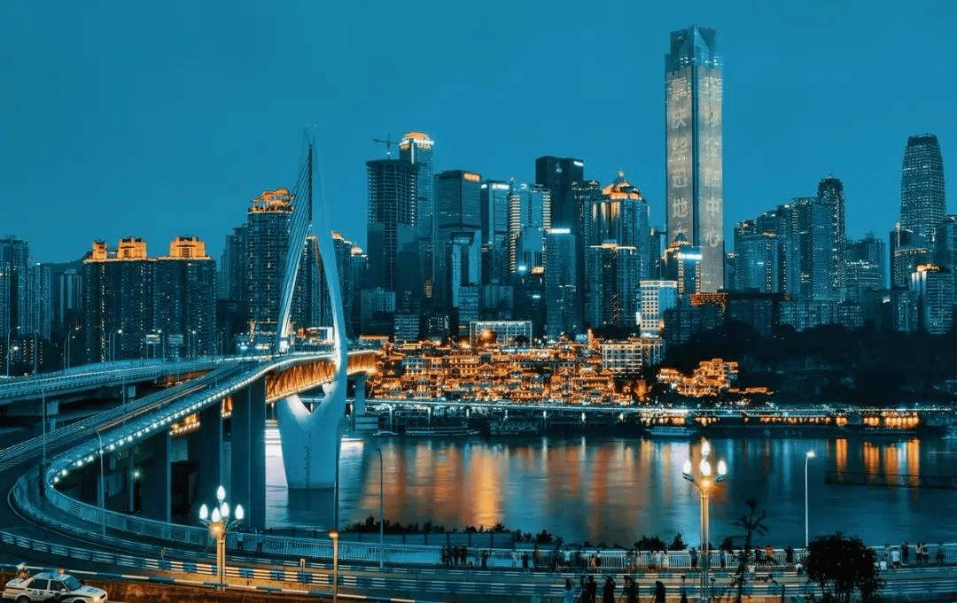接着忍？全国6亿栋房不是关键，54万亿房贷，才是我们最大的痛苦（中国有30亿套房）