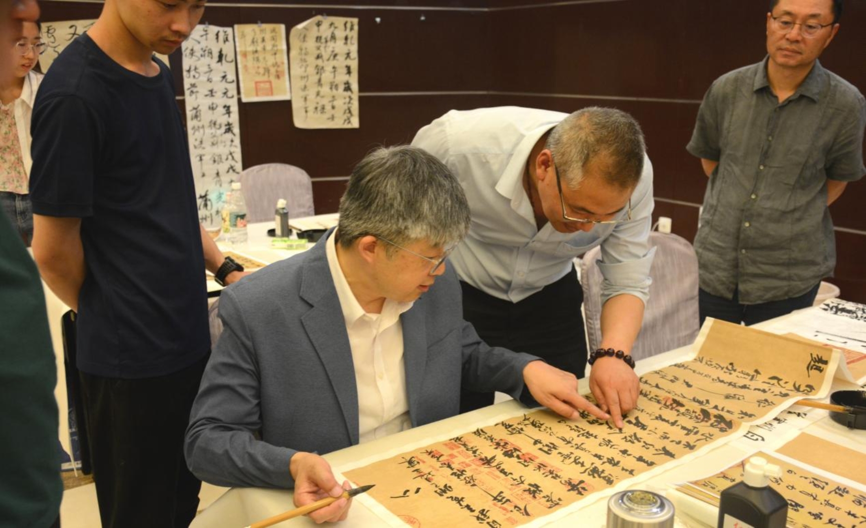 北京大学书法文化高级研修班(第一期)圆满落幕_北大_王岳_教学