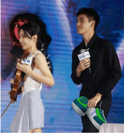 易烊千玺,张子枫陈飞宇,白鹿范丞丞王鹤棣 - 扒叔爆料回复帖_包贝尔