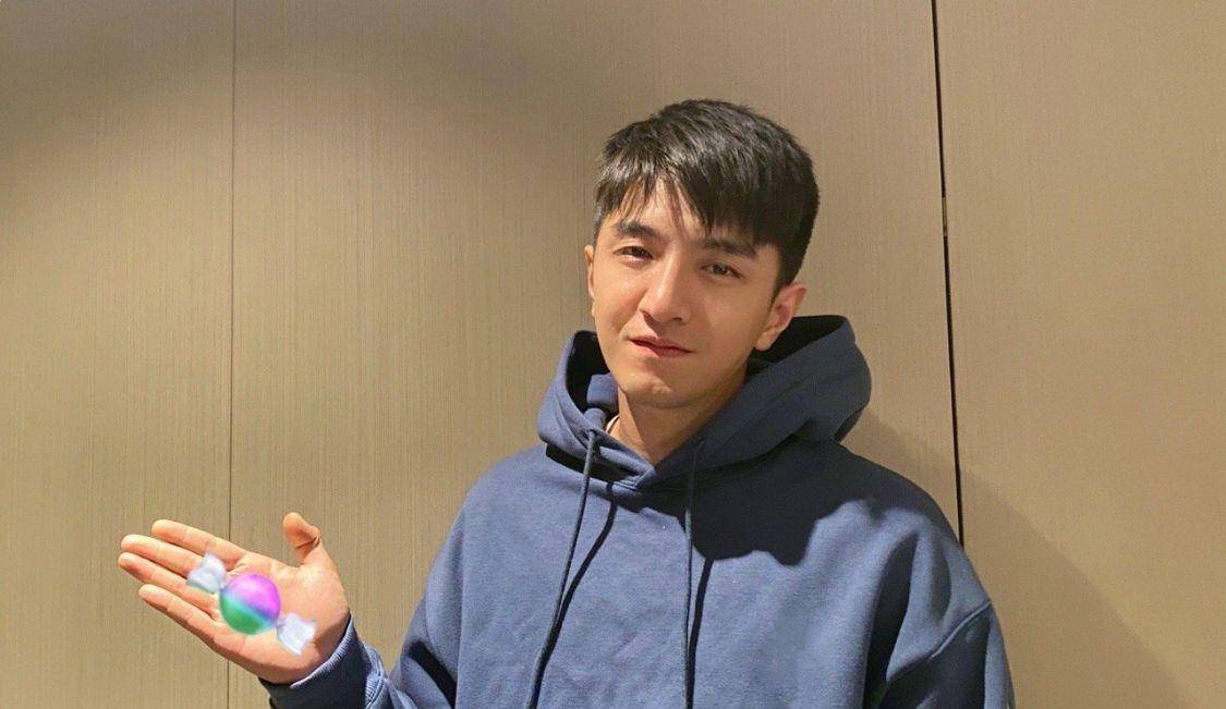 张芷溪与金瀚宣布分手,交往一年状况频出,如今终于选择一别两宽_误会